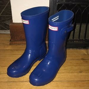 Blue HUNTER rain boots 💙